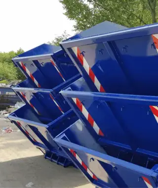 Blaue Absetzcontainer